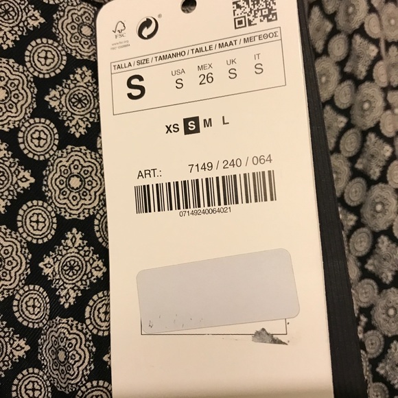 Zara Baggy Pants  Size Small. Brand New. No Trades - Picture 4 of 4